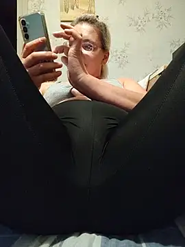 Chat +18 de Vika1111 ao vivo