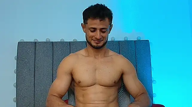 Онлайн чат XXX Adonys_Lewis_