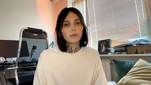 SweetFemBoyy: απευθείας συνομιλία ΧΧΧ