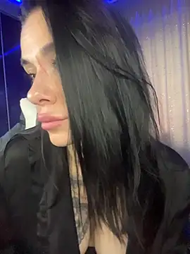 Queen_of_pain Adlı Modelin Canlı XXX Sohbeti