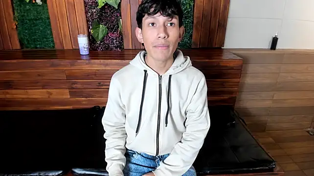 Pierre_Leroy_ Live XXX-chat
