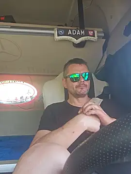 adas-: απευθείας συνομιλία ΧΧΧ