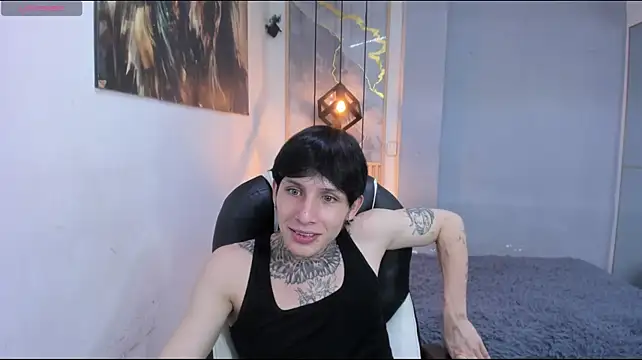 Cry_thereal Chat XXX in diretta