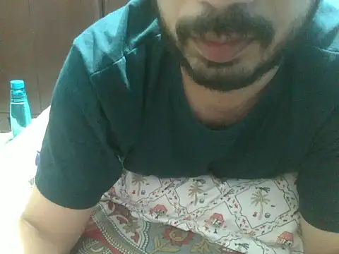 Precumboner 라이브 XXX 채팅