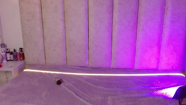 sweetbloomcs élő XXX-chatje