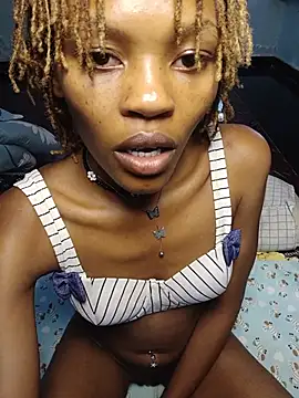 Chat +18 de Midnight__Snack ao vivo