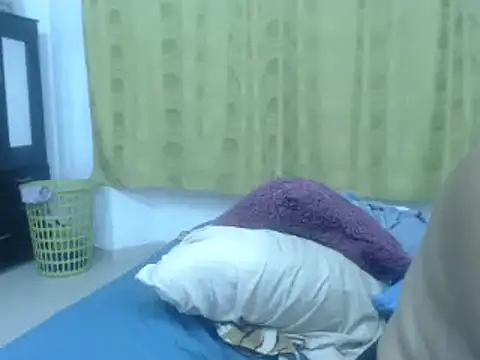 lolamike19's Live XXX Chat