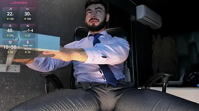 צ'אט XXX בשידור חי של MarkWalker__