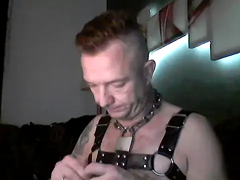 Онлайн чат XXX GabbondKinky