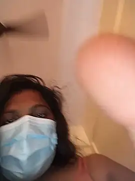 NEHA_BOMB Chat XXX in diretta