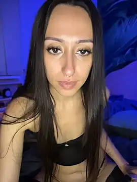 CrystalPleasure – Naživo XXX chat
