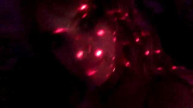 XXX chat uživo modela Texxaspearl