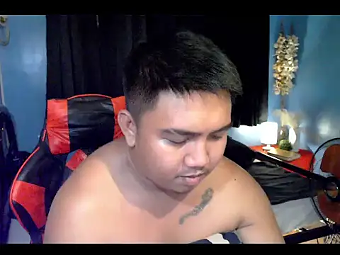 Chat XXX Live David_hot_dad