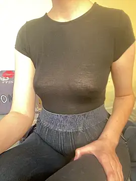 XXX chat uživo modela KittieCreme