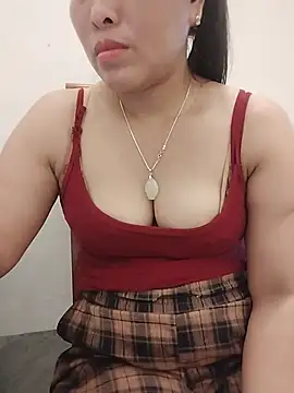 Kelly-sex69 Adlı Modelin Canlı XXX Sohbeti