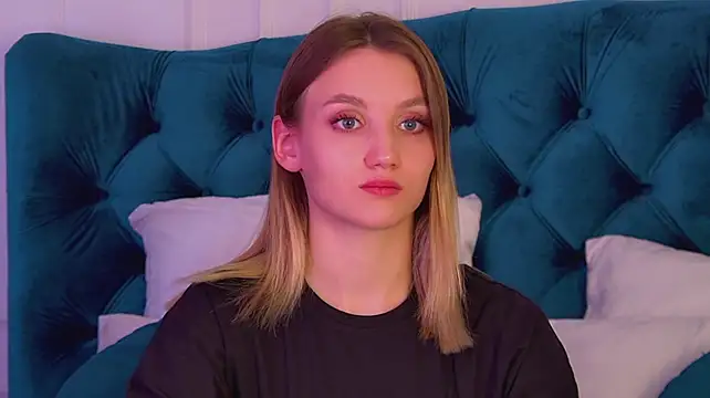 StacyEvances XXX чат на живо