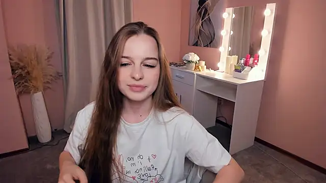 JenineSenese's Live XXX Chat