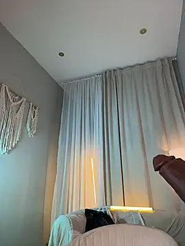 Chat +18 de Tattitude_ ao vivo