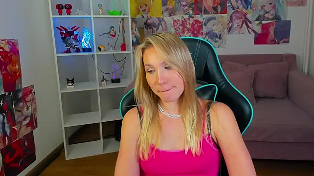ElaraVoltage Live XXX-Chat