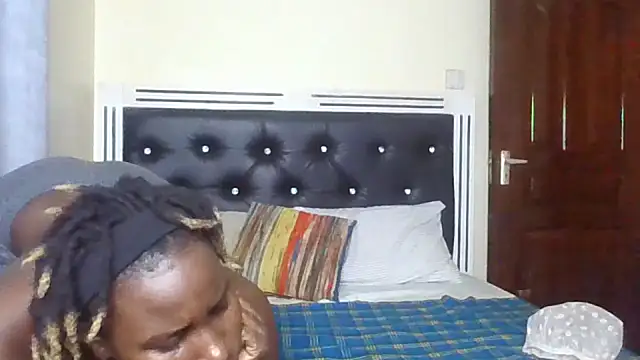 Luxelle's Live XXX Chat