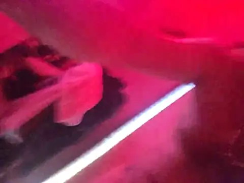 Voutehunilharcorno Webcam show