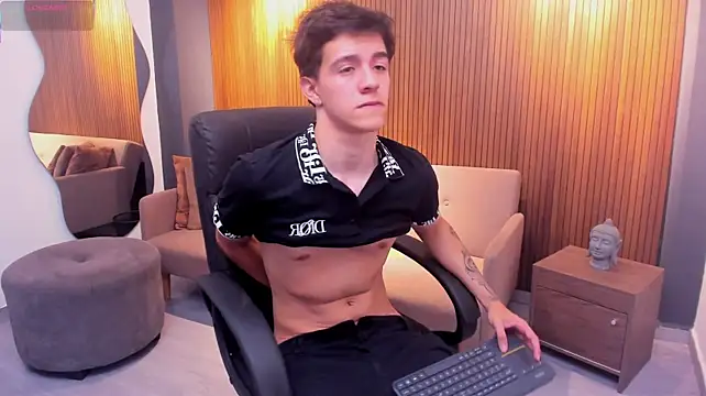 Chat +18 de Austinbolt ao vivo