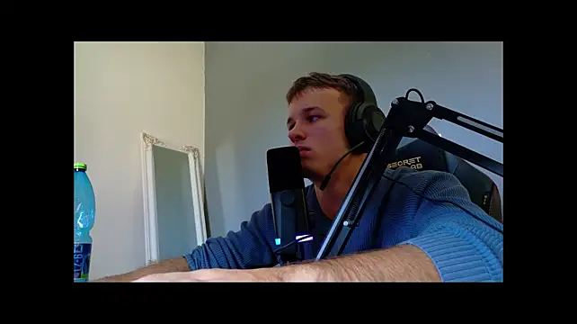 Živý XXX chat dennisdillon