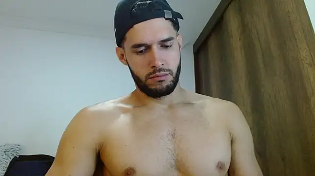 Noah_jhonsonn Show Webcam