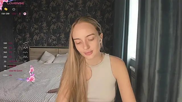 XXX chat uživo modela A_delina