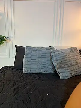 Thalia_Rossee Chat XXX in diretta