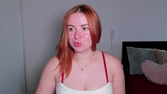 LAYLAxSTAR's Live XXX Chat