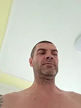 XXX chat uživo modela SIRMASTERDOMINATORXXL