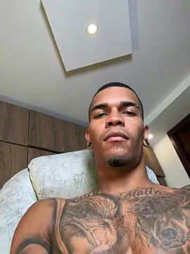 Chatroom XXX en direct de blackboy-strong