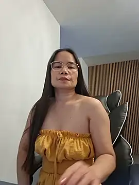 Silkycreamy_ivory's Live XXX Chat