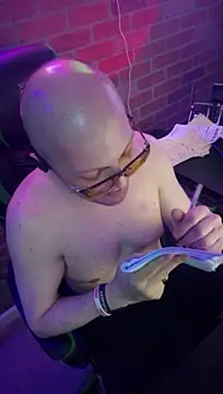 chronic_vibez's Live XXX Chat