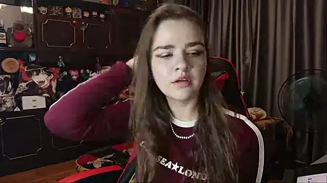 QueenBeatrice's Live XXX Chat