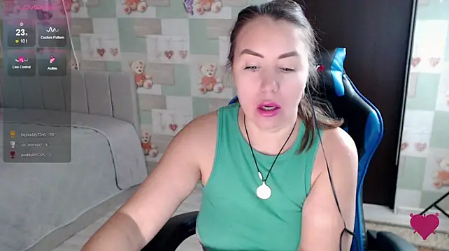 Korolek12 Adlı Modelin Canlı XXX Sohbeti