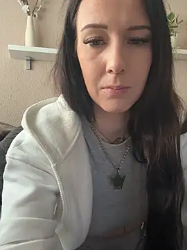 Trixie-Tainted Live XXX Chat