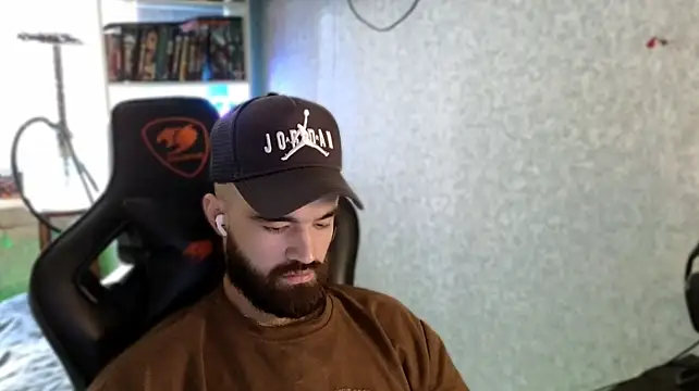 Chat +18 de _Serious_Man ao vivo