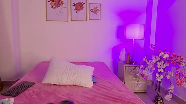 dark_angell77's Live XXX Chat