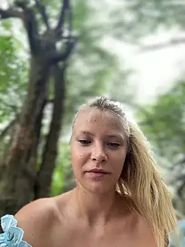 AnastasiaAniess' Live XXX Chat