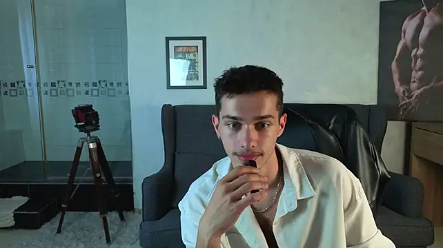 Chat +18 de KaydenDrew ao vivo