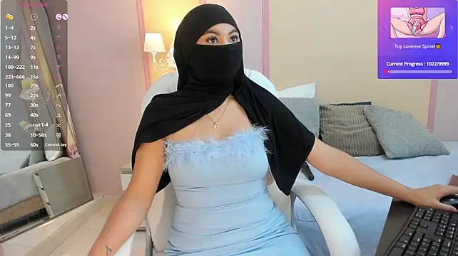 Chatroom XXX en direct de naileaa__