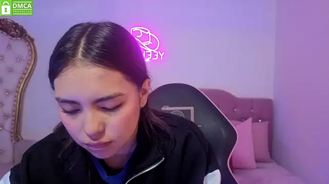 ISABELA_TAY's Live XXX Chat