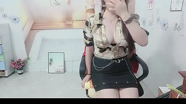 Lanian-99's Live XXX Chat