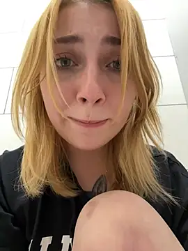 Chatroom XXX en direct de Sunny___Bunny