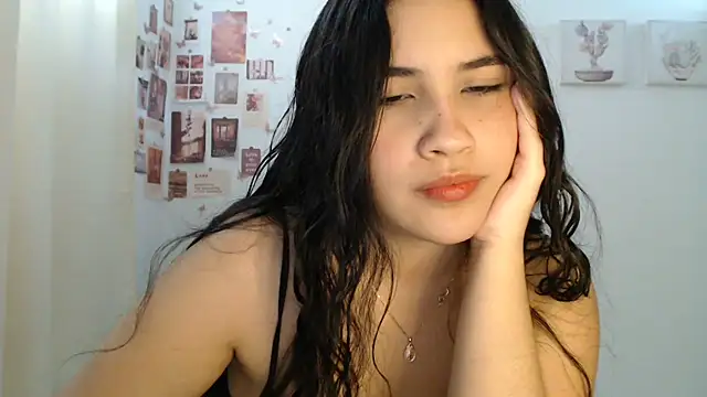Chat XXX en directo de InocentHeaven1