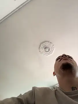 AlphaMasterXxx 现场XXX聊天