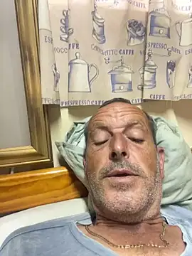 GeldenKuy's Live XXX Chat