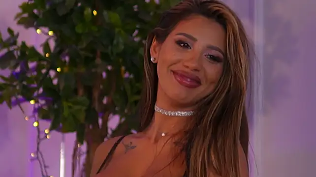 SiennaRuh Chat XXX in diretta